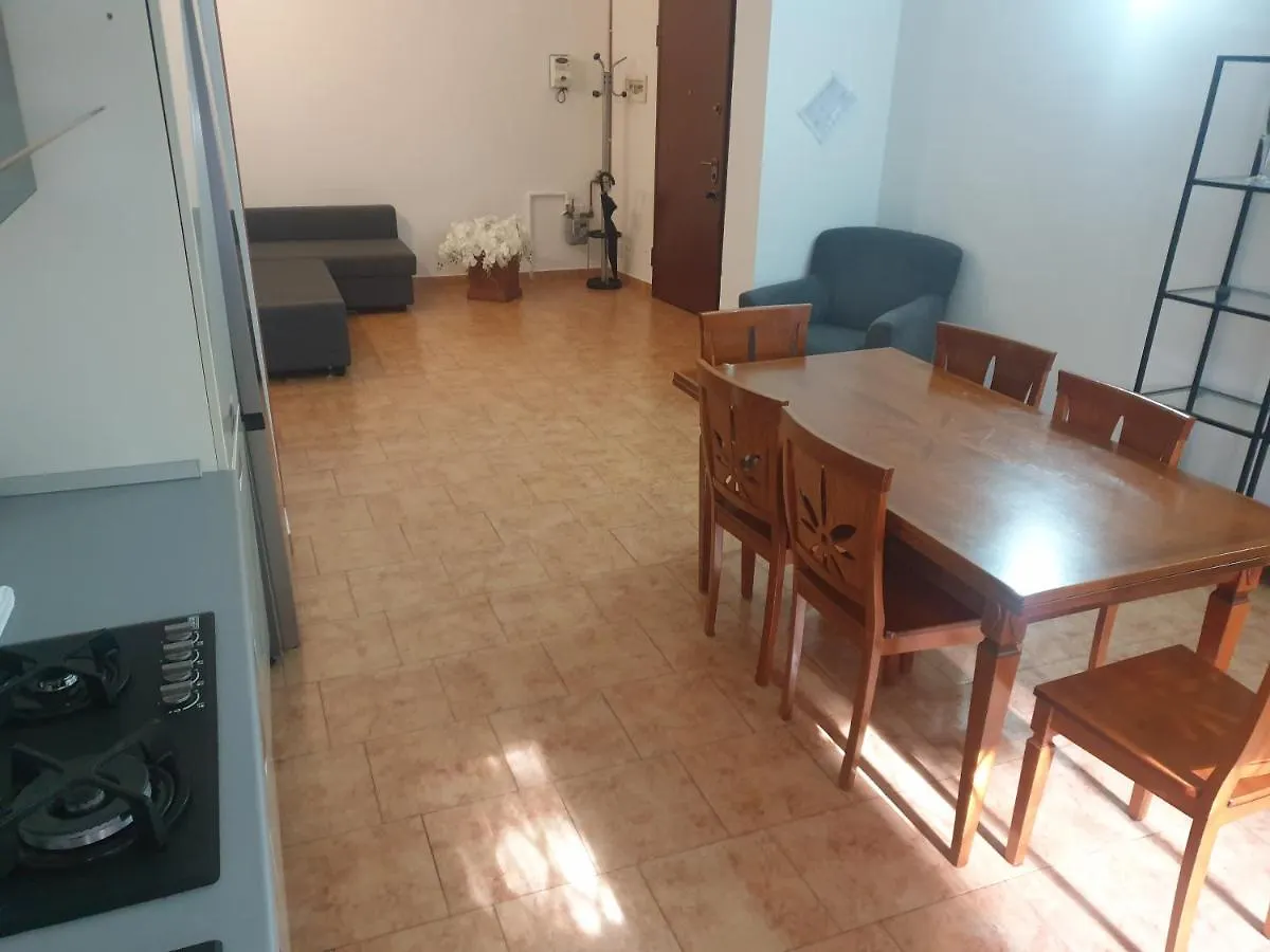 Maffucci 24 Bilocale Molto Spazioso E Moderno 밀라노 0*,